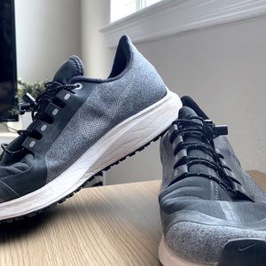 Nike Air Zoom Pegasus 5 Shield Running Shoes